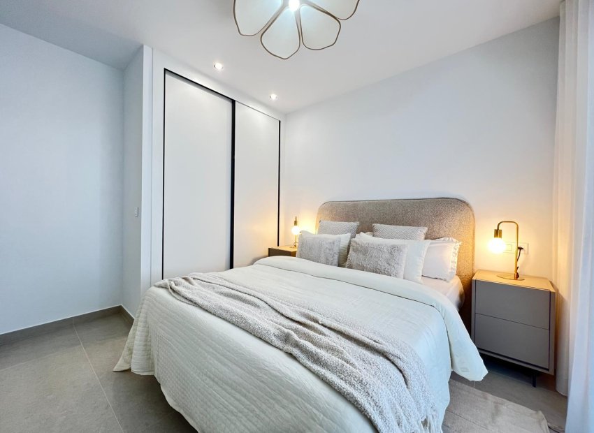 New Build - Townhouse / Duplex / Corner - Benferri