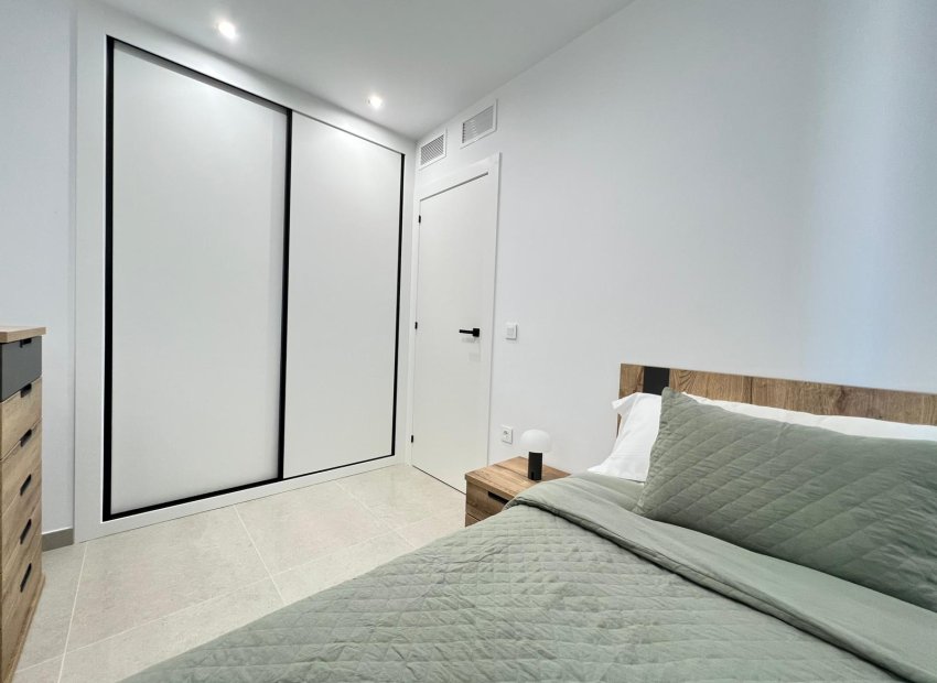 New Build - Townhouse / Duplex / Corner - Benferri