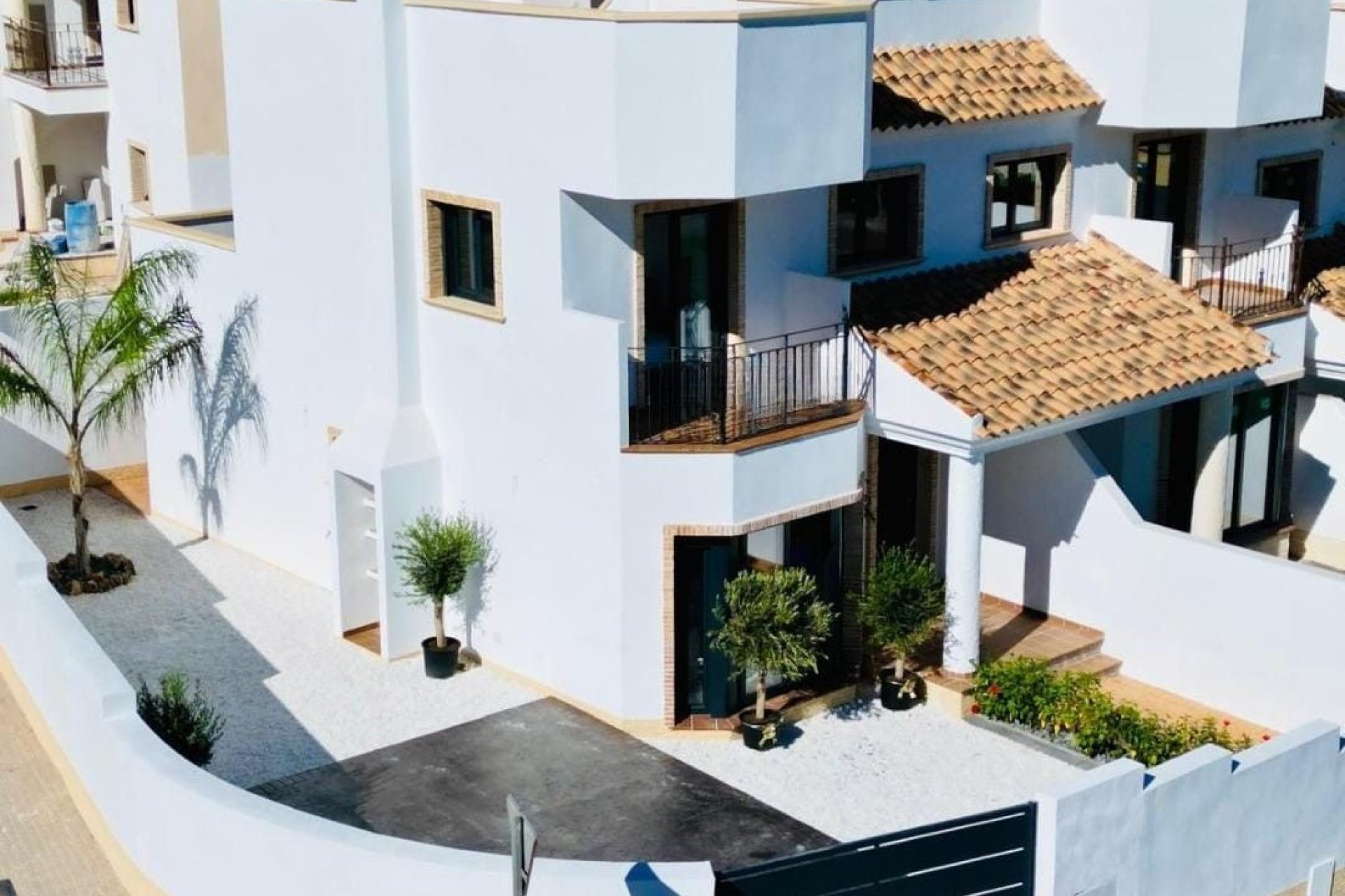 New Build - Townhouse / Duplex / Corner - Cox