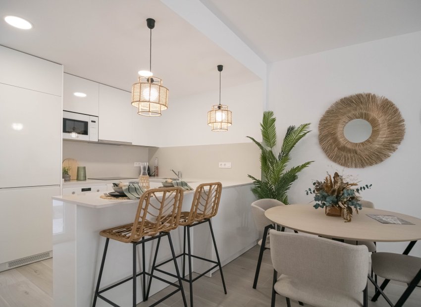 New Build - Townhouse / Duplex / Corner - Jerónimo y Avileses