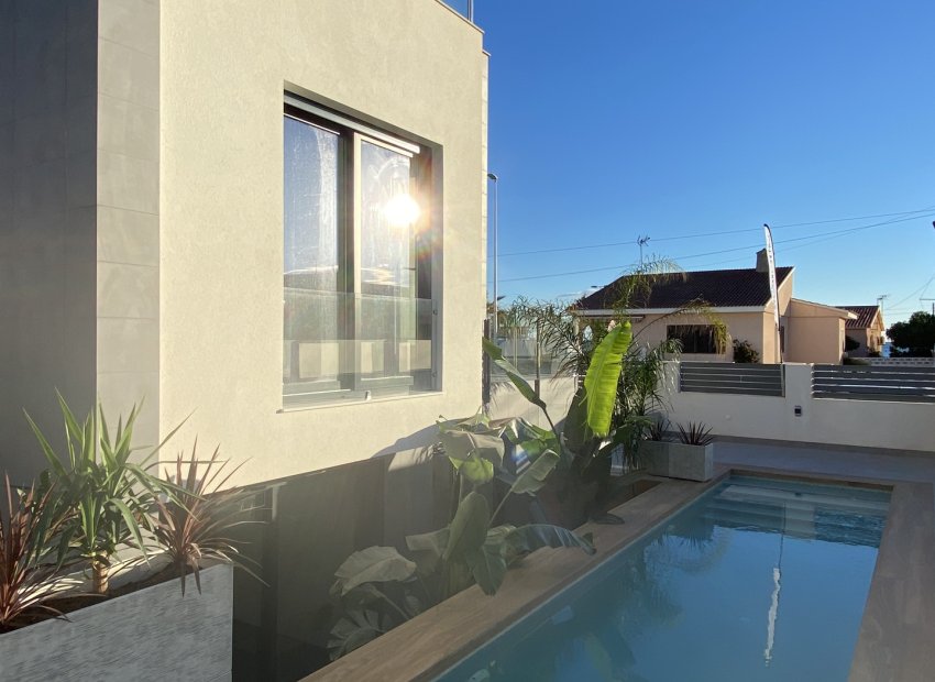 New Build - Villa - La Mata