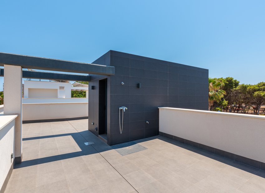 New Build - Villa - Playa Paraiso