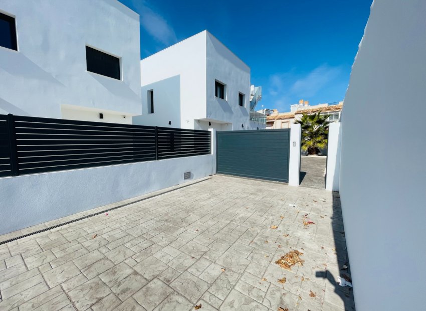 New Build - Villa - Torrevieia - Torrevieja