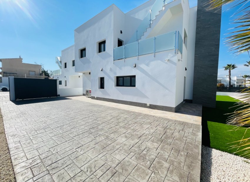 New Build - Villa - Torrevieia - Torrevieja