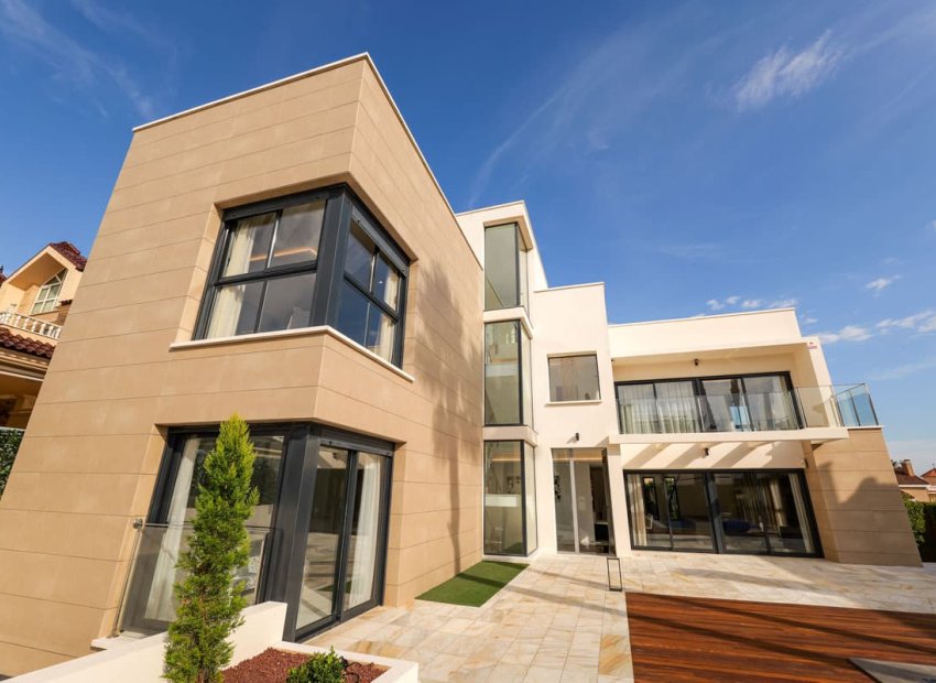 New Build - Villa - Torrevieia - Torrevieja
