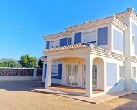 Nieuwbouw Woningen - Villa - Purias