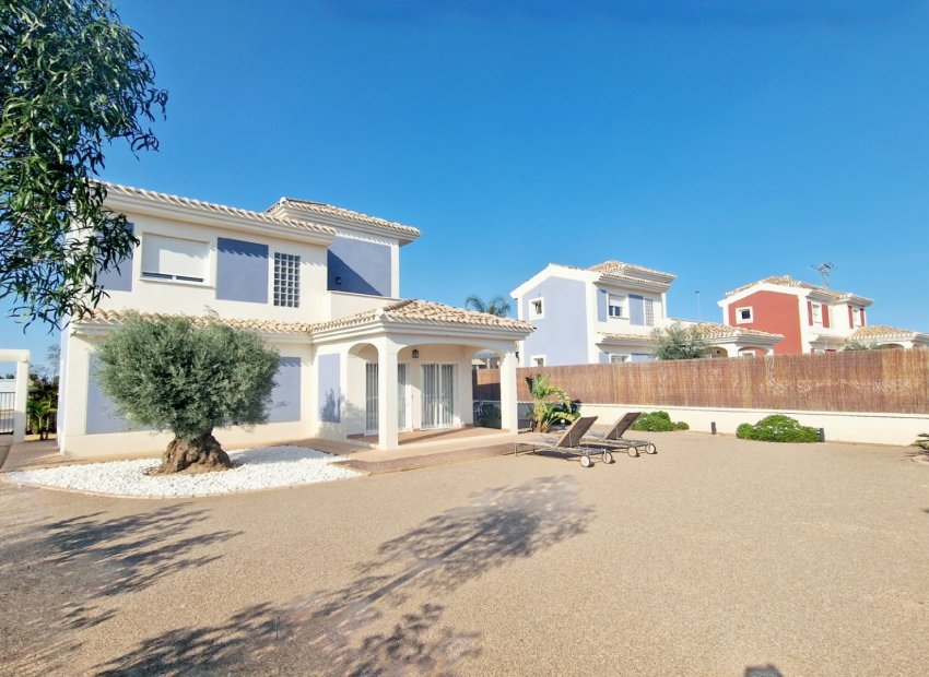 Nieuwbouw Woningen - Villa - Purias