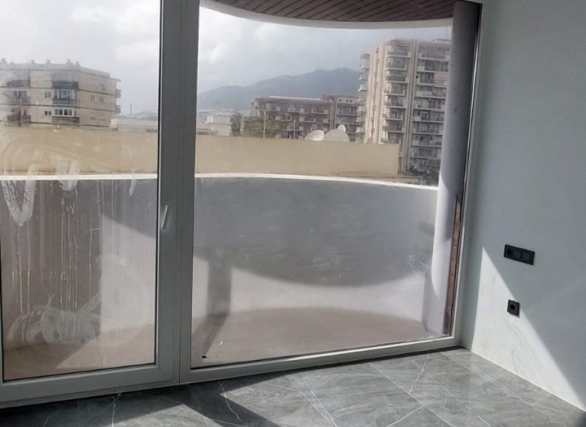 Obra nueva - Apartamento / piso - Benalmádena