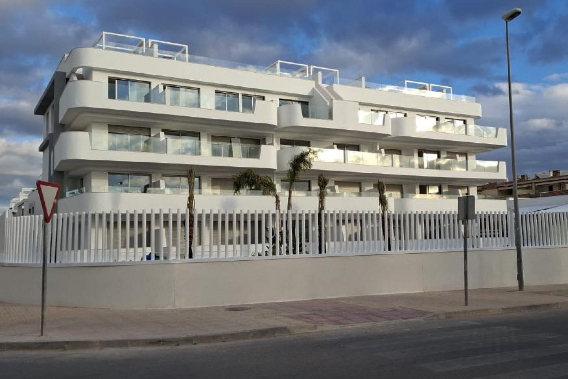 Obra nueva - Apartamento / piso - Cabo Roig