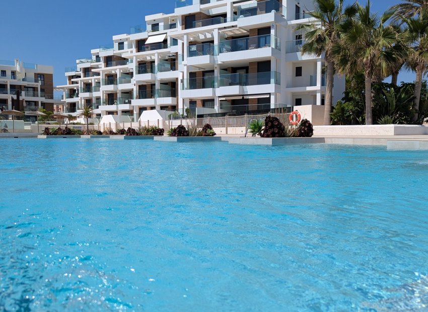 Obra nueva - Apartamento / piso - Denia