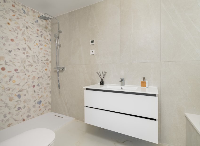 Obra nueva - Apartamento / piso - Estepoa - Estepona