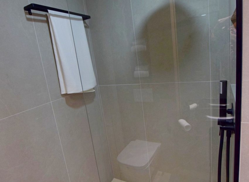 Obra nueva - Apartamento / piso - Los Guardianes