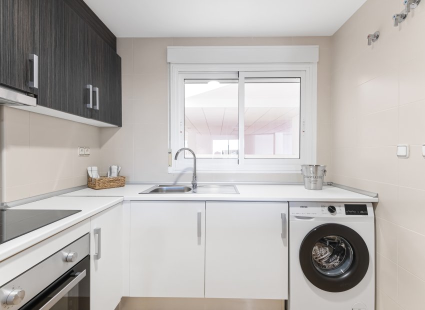 Obra nueva - Apartamento / piso - Orihuela Costa