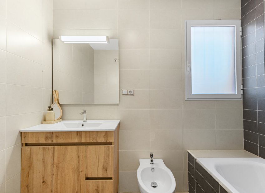 Obra nueva - Apartamento / piso - Orihuela Costa