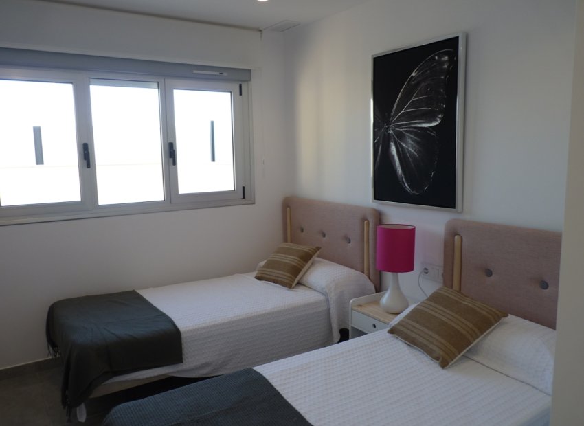 Obra nueva - Apartamento / piso - Pilar de la Horadada