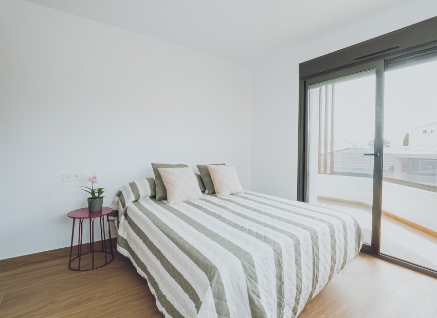 Obra nueva - Apartamento / piso - Redován