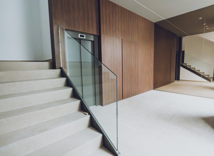 Obra nueva - Apartamento / piso - Redován