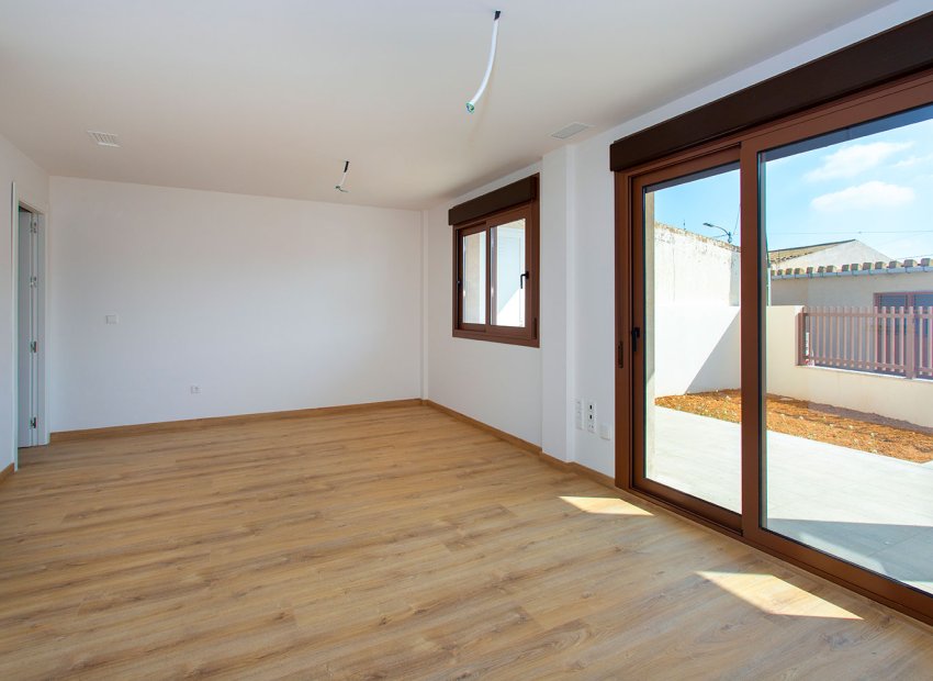 Obra nueva - Bungalow - La Canalosa