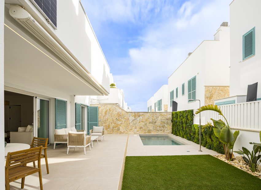 Obra nueva - Bungalow - Pilar de la Horadada