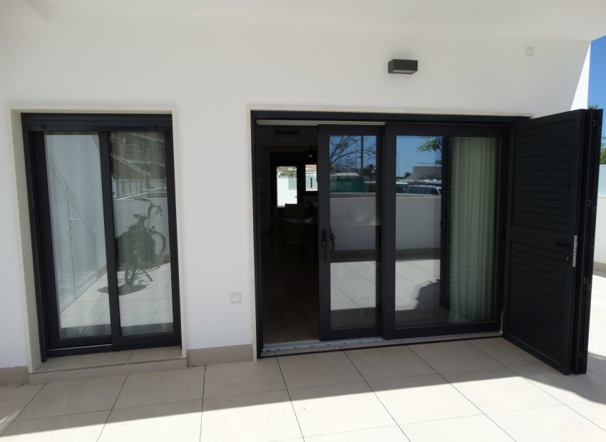 Obra nueva - Bungalow - Pilar de la Horadada