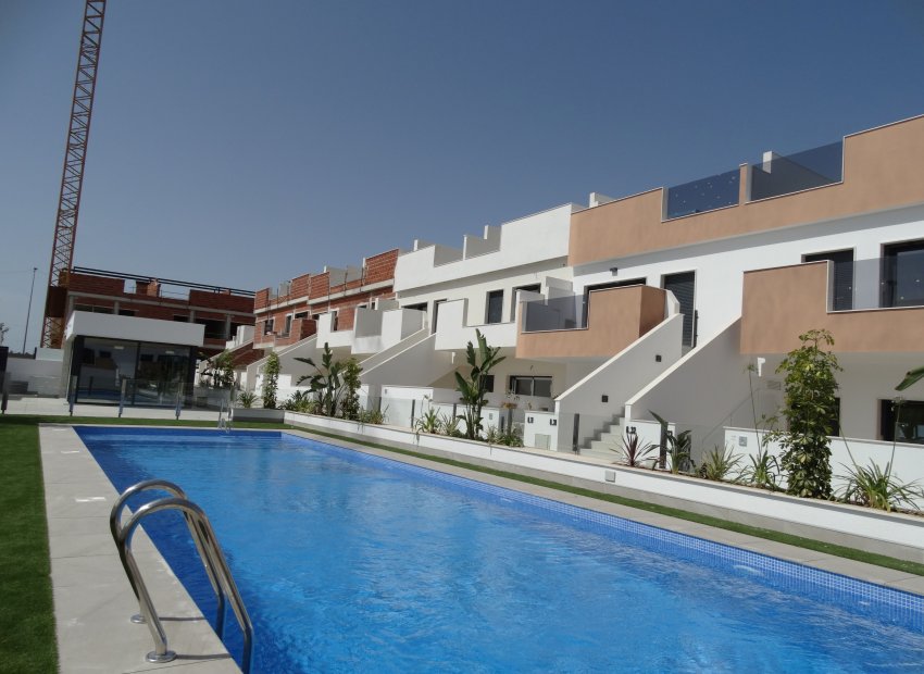 Obra nueva - Bungalow - Pilar de la Horadada