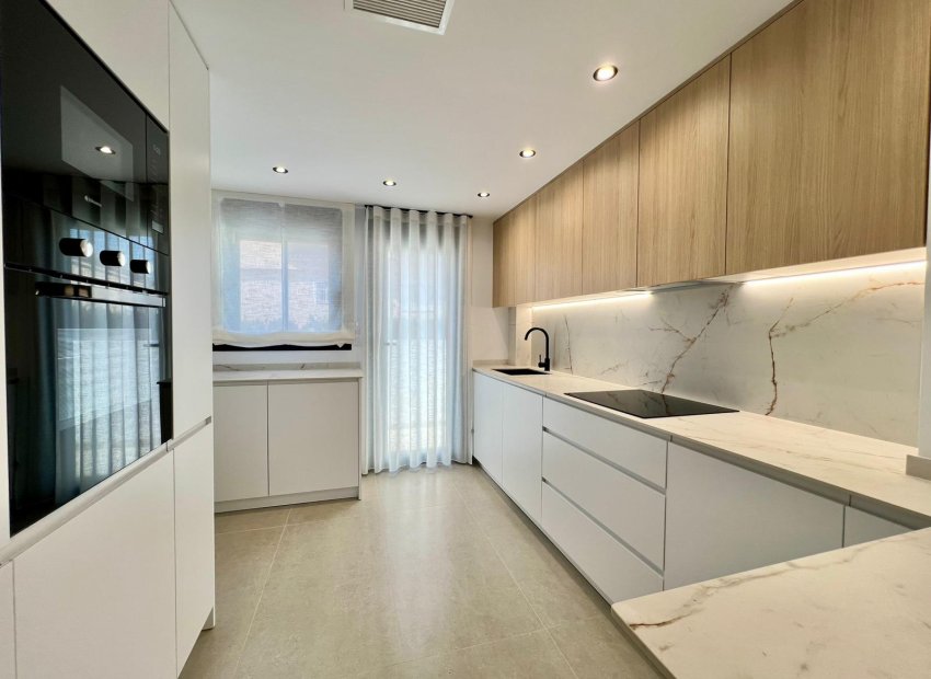 Obra nueva - Townhouse / Duplex - Benferri