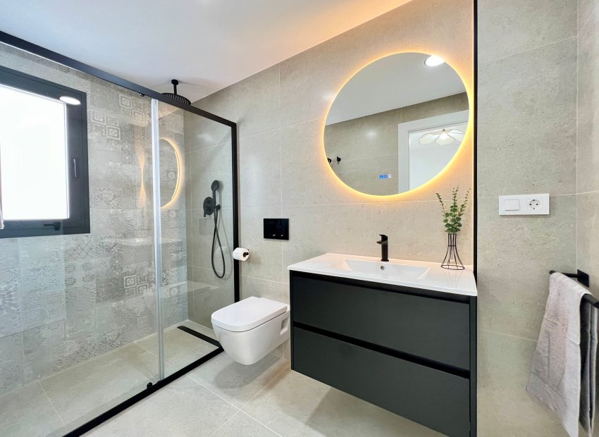 Obra nueva - Townhouse / Duplex - Benferri