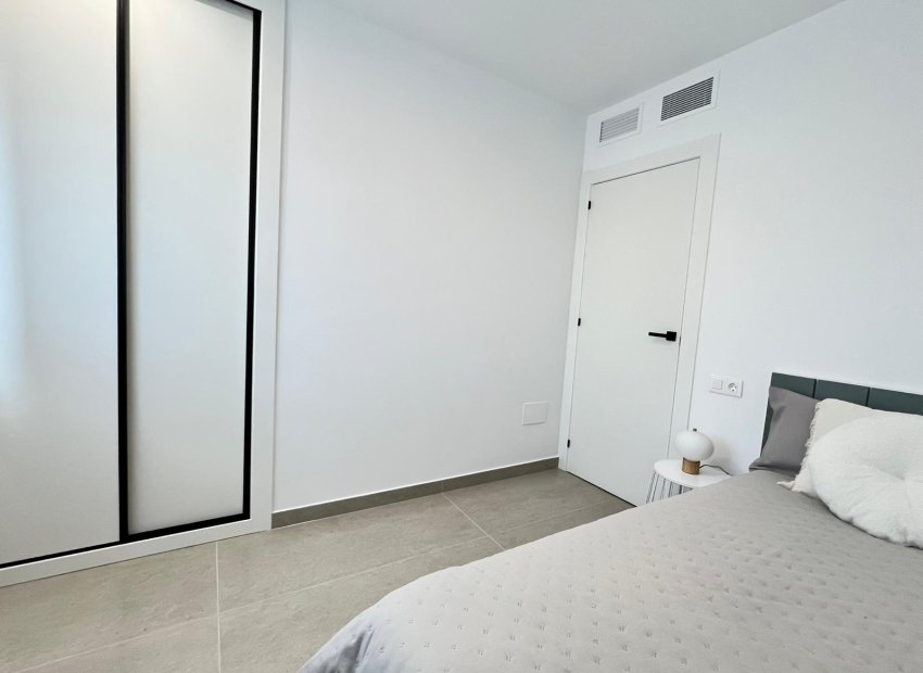 Obra nueva - Townhouse / Duplex - Benferri