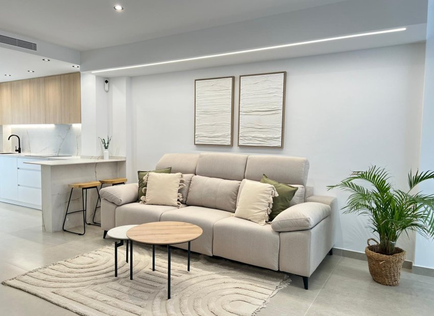 Obra nueva - Townhouse / Duplex - Benferri