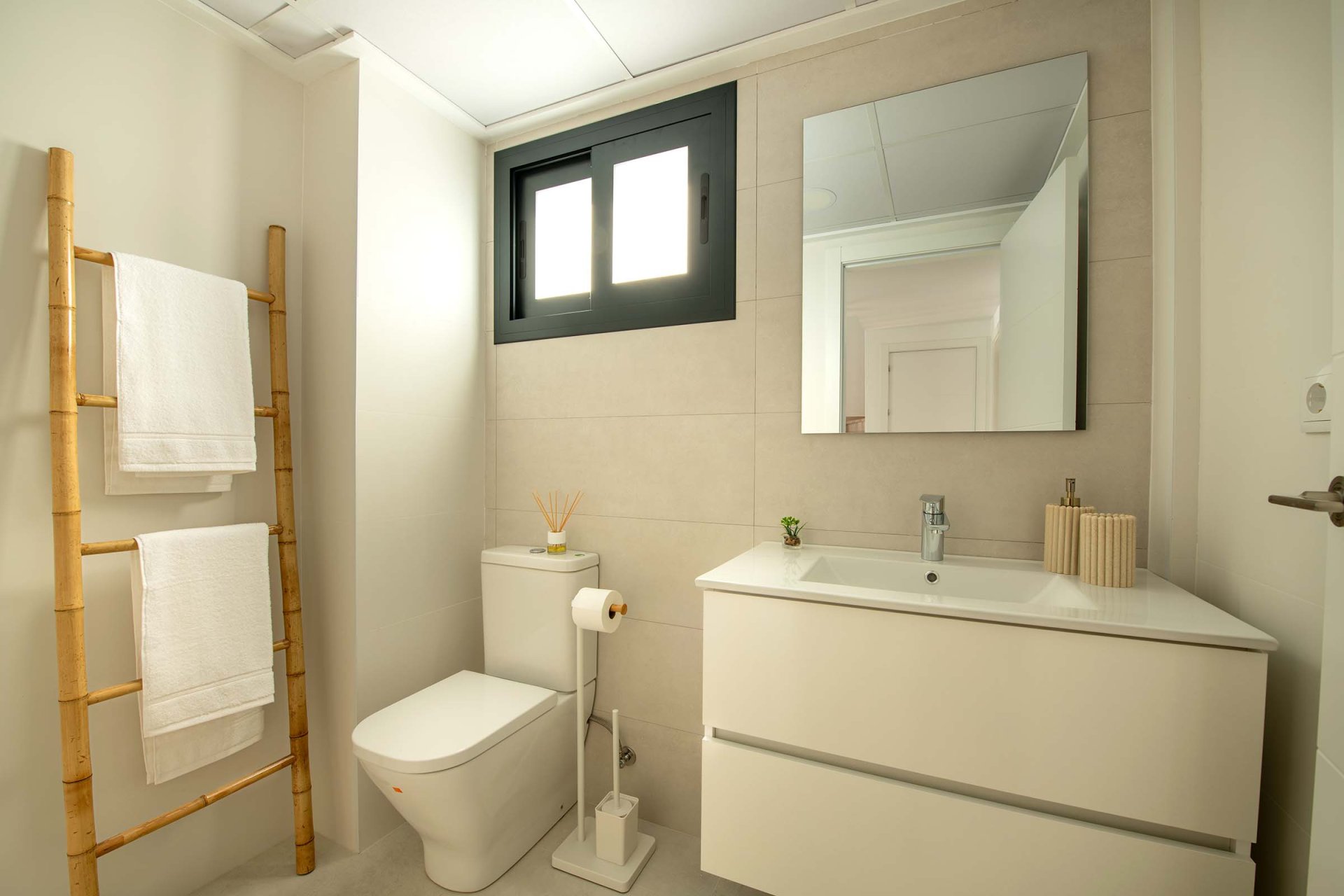 Obra nueva - Townhouse / Duplex - Cox