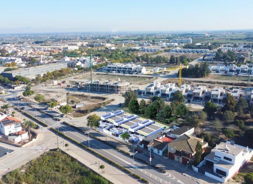 Obra nueva - Townhouse / Duplex - Dolores