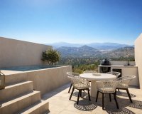 Obra nueva - Townhouse / Duplex - Guaro