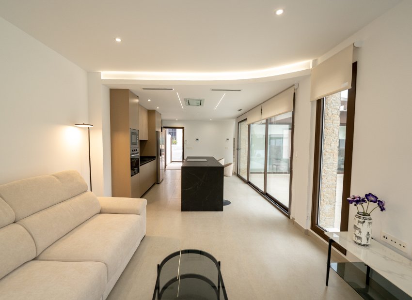 Obra nueva - Townhouse / Duplex - Heredades - Heradades