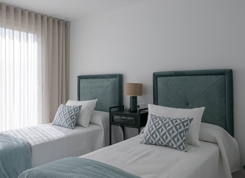 Obra nueva - Townhouse / Duplex - Jerónimo y Avileses