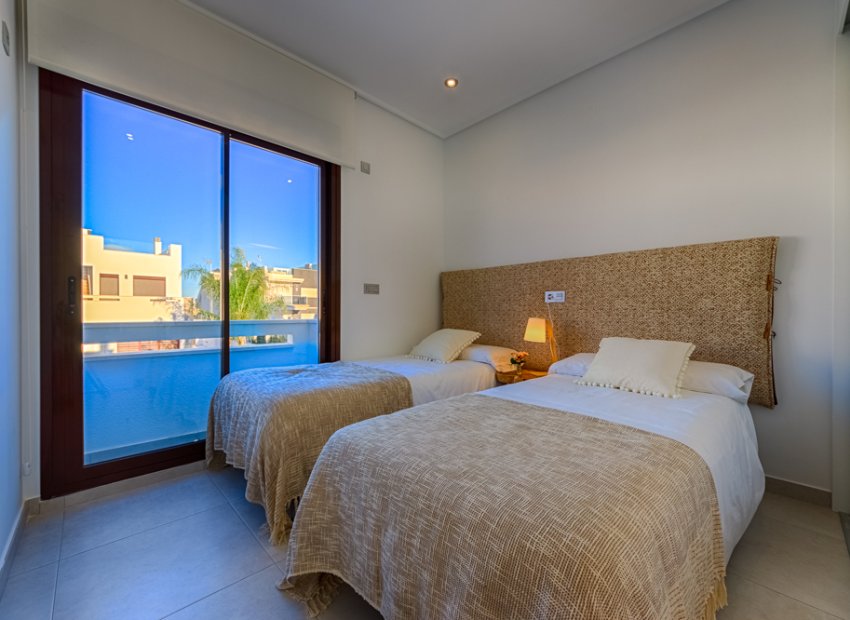 Obra nueva - Townhouse / Duplex - Pilar de la Horadada