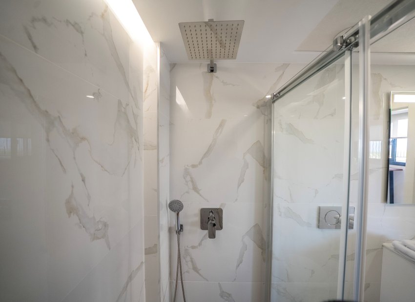 Obra nueva - Villa - Algorfa