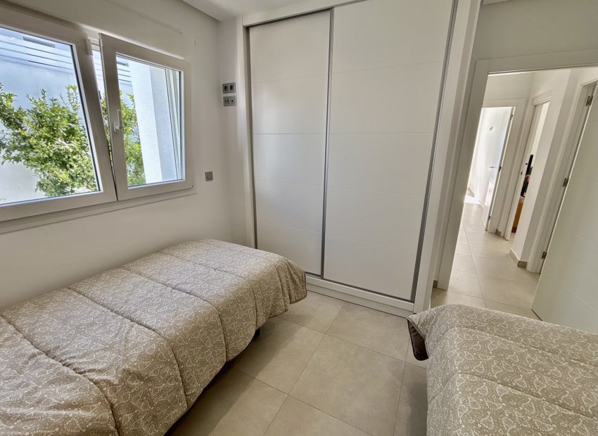 Obra nueva - Villa - Benijofar