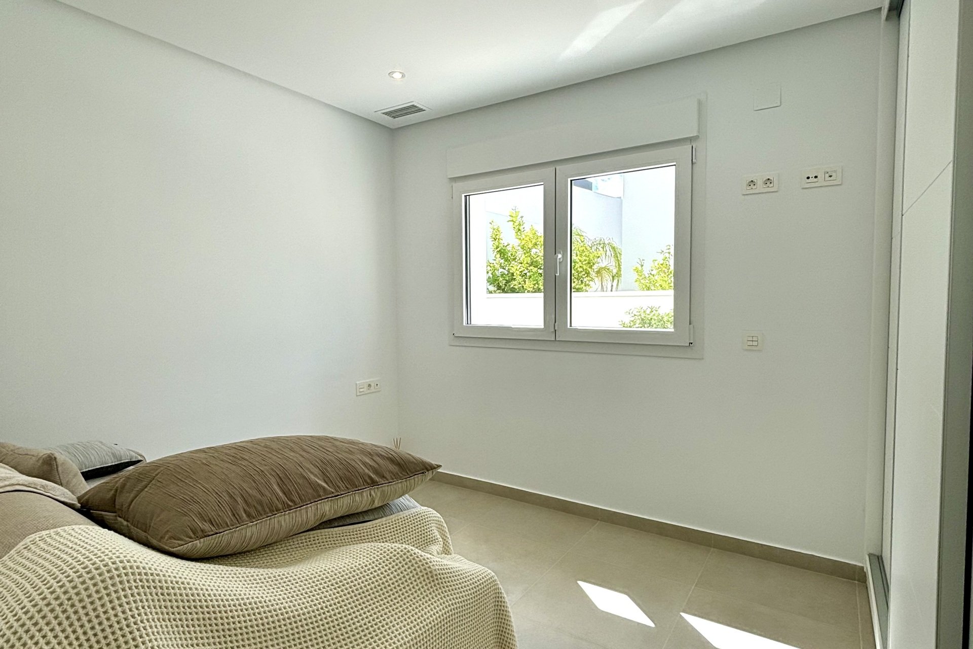 Obra nueva - Villa - Benijofar