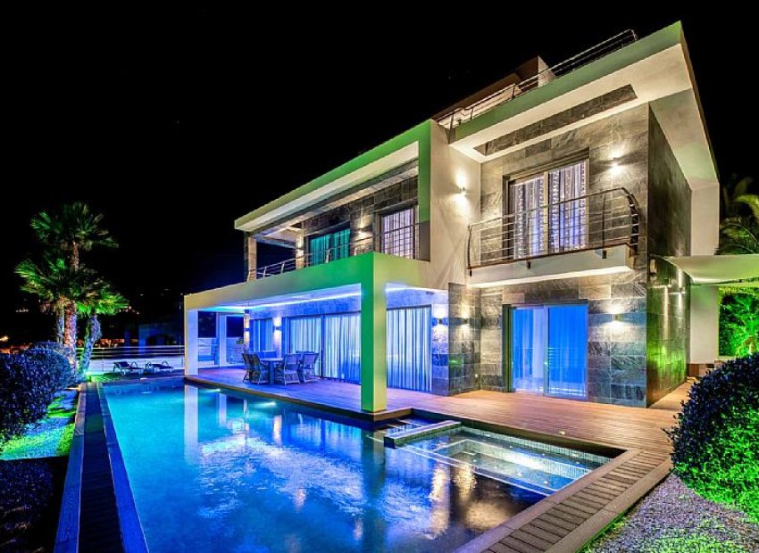 Obra nueva - Villa - Calpe