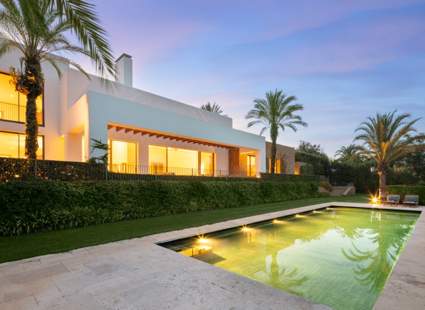 Obra nueva - Villa - Casares