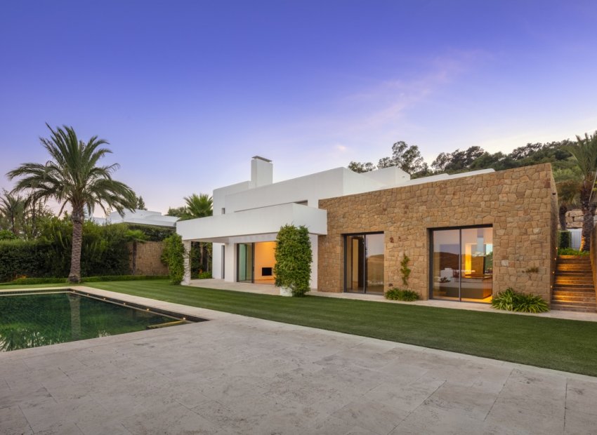 Obra nueva - Villa - Casares