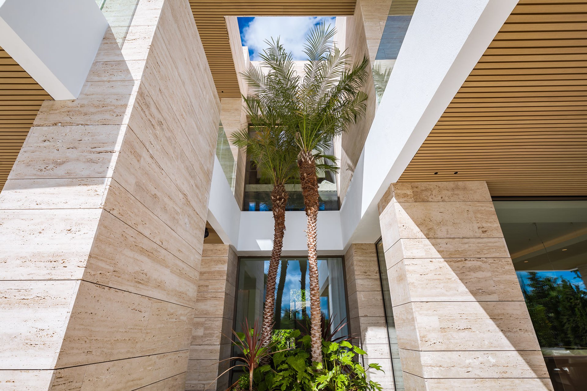 Obra nueva - Villa - Cortés