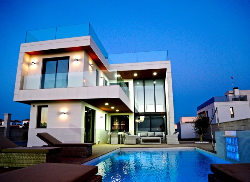 Obra nueva - Villa - Dehesa de Campoamor - Dehesa de campoamor