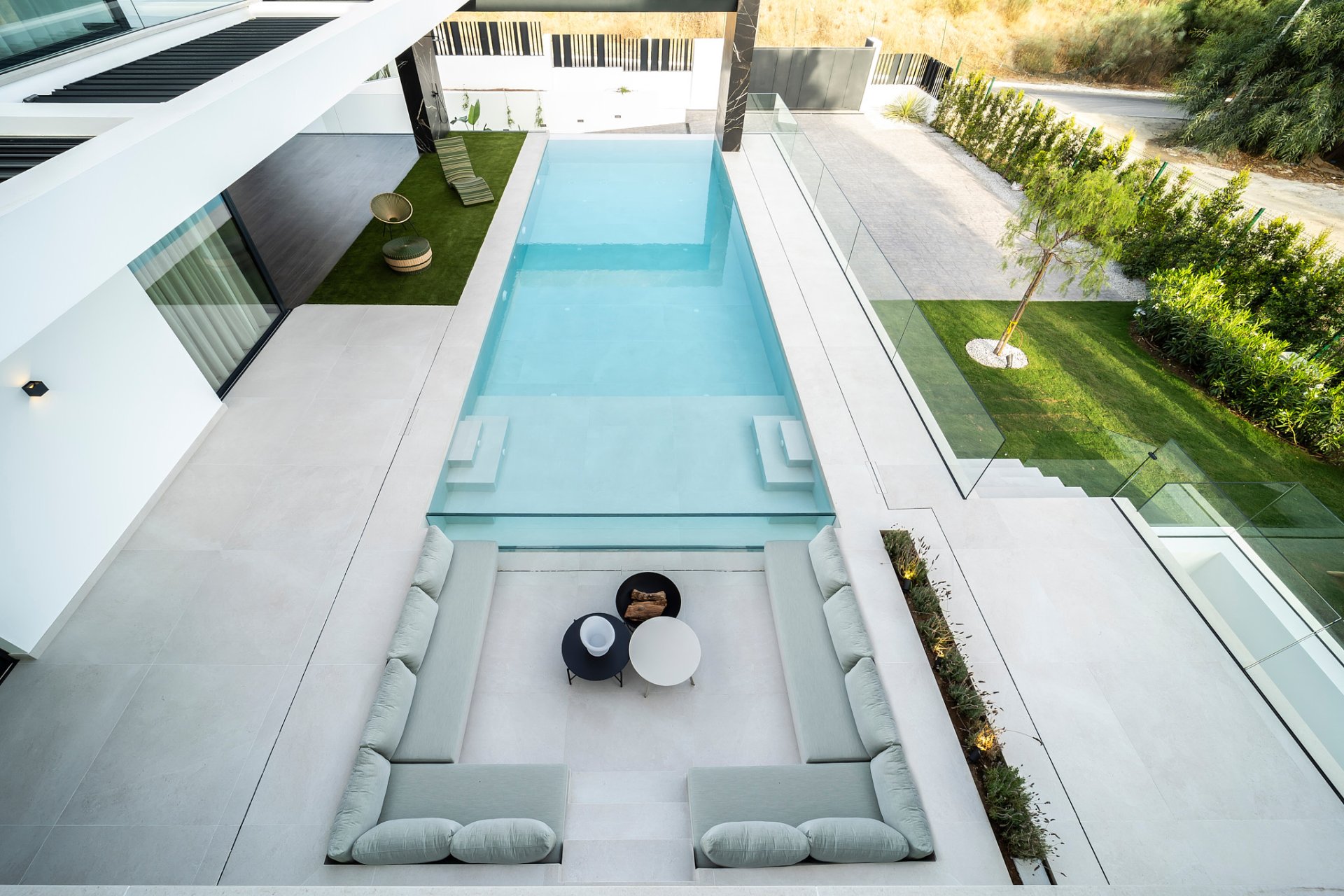 Obra nueva - Villa - El Paraíso