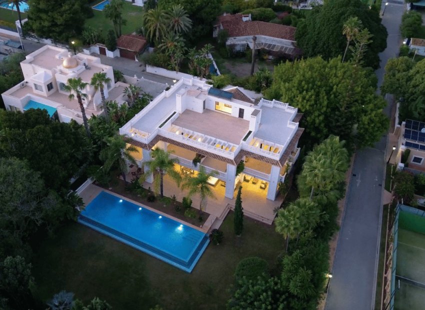 Obra nueva - Villa - Estepoa - Estepona