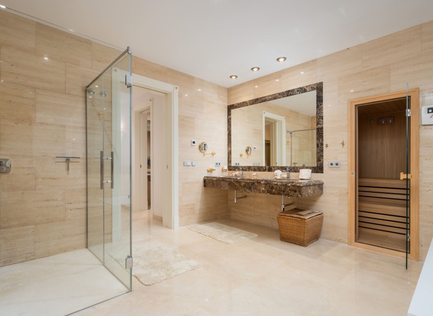 Obra nueva - Villa - Estepoa - Estepona