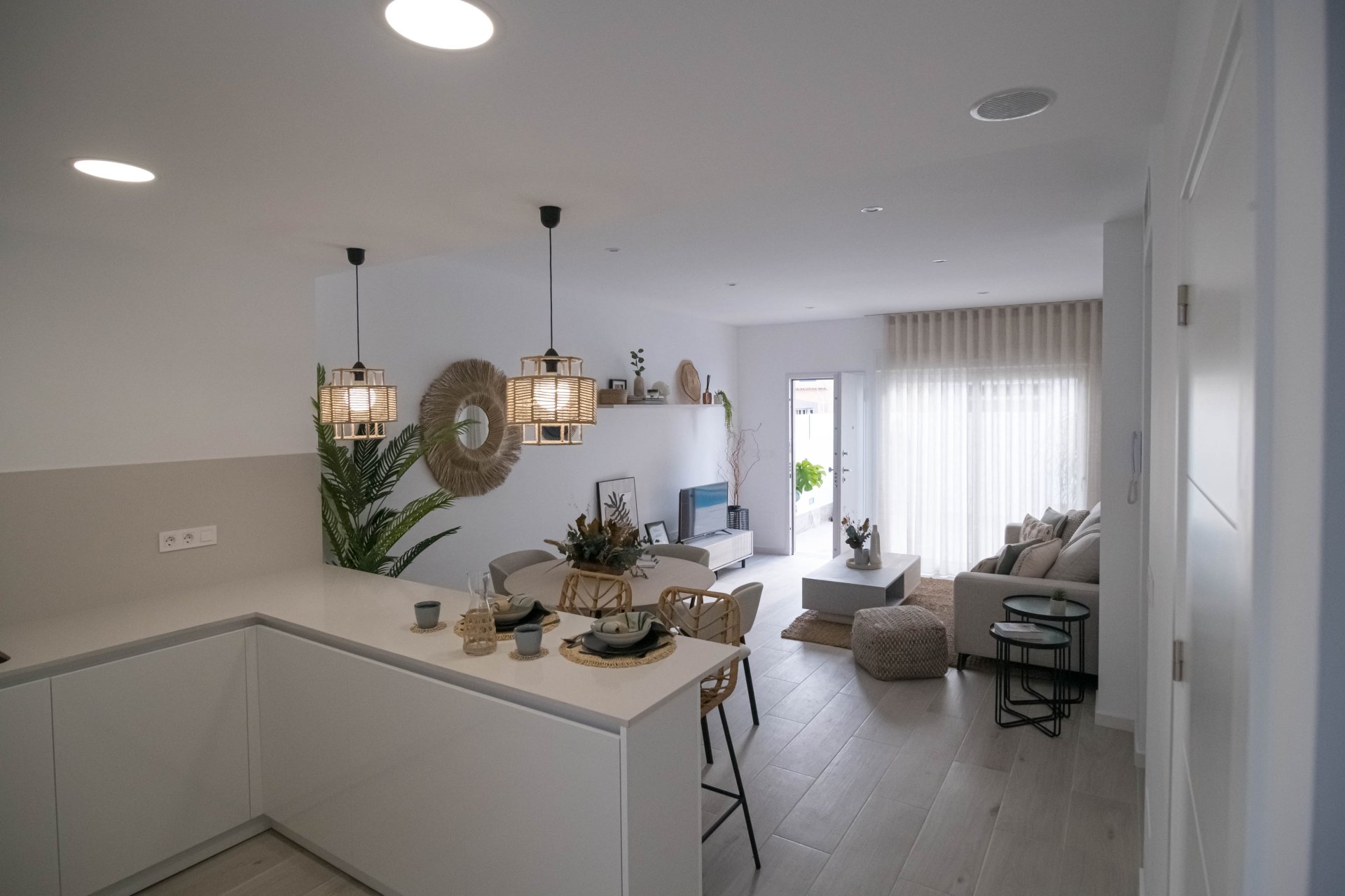 Obra nueva - Villa - Jerónimo y Avileses