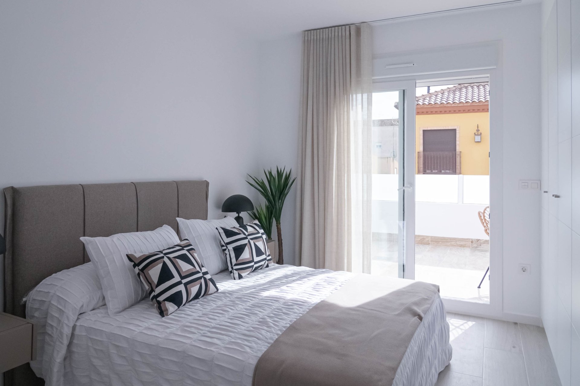 Obra nueva - Villa - Jerónimo y Avileses