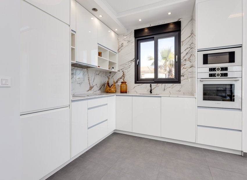 Obra nueva - Villa - La Mata