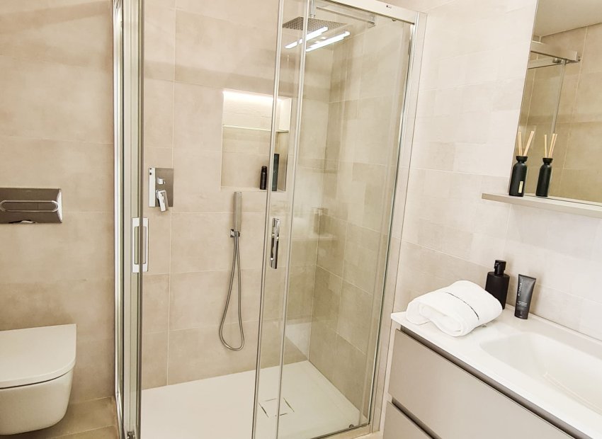 Obra nueva - Villa - Las Esperanzas